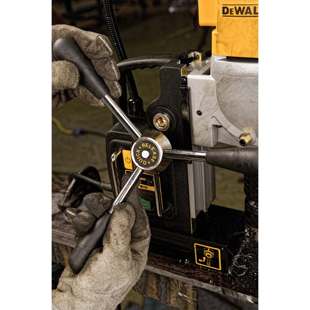 Taladro Base Magnética 1/2" 1150W DWE1622K-B2 Dewalt