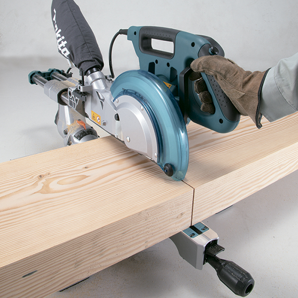 Sierra Ingleteadora 10" 1430W 4600Rpm LS1018L Makita