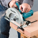 Sierra Circular 7 1/4" 1600W + Maleta plástico HS7010K Makita