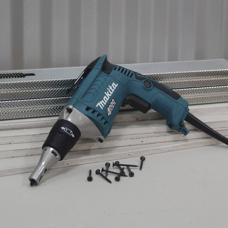 Atornillador para Drywall 1/4" Hex 570W Makita FS4200_9