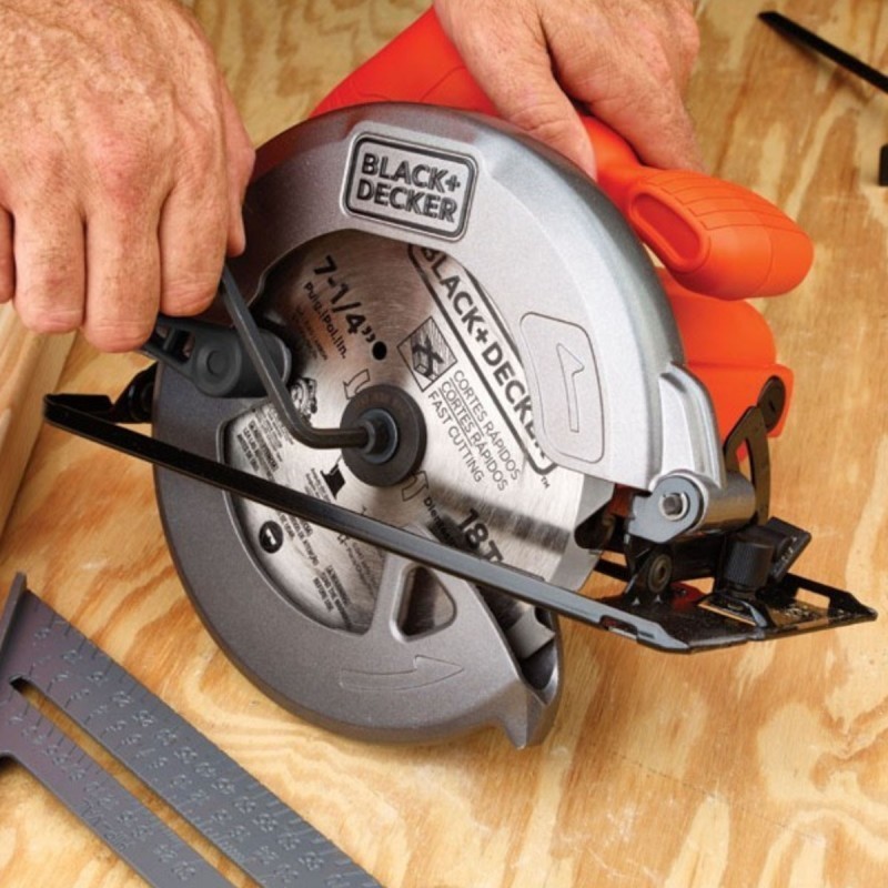 Sierra Circular 7 1/4" 1400W 5300Rpm + Cepillo Eléctrico 3 1/4" 650W 16500Rpm Black + Decker CS1004-K3_4