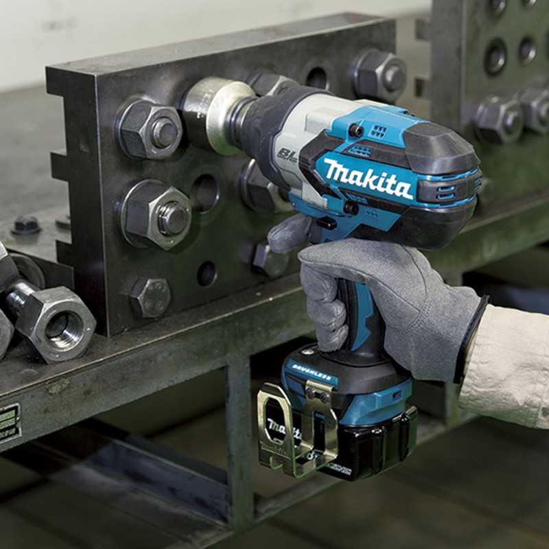 Llave de Impacto 3/4" 18V LXT BL Inc 2 Bat y Carg Makita DTW1001RTJ_7