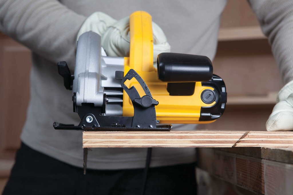 Dewalt Sierra Circular 7-1/4"- 1,400W 5,500 RPM