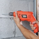 Taladro Percutor 3/8" 550W 46400 gpm Black+Decker TB555-B2_4